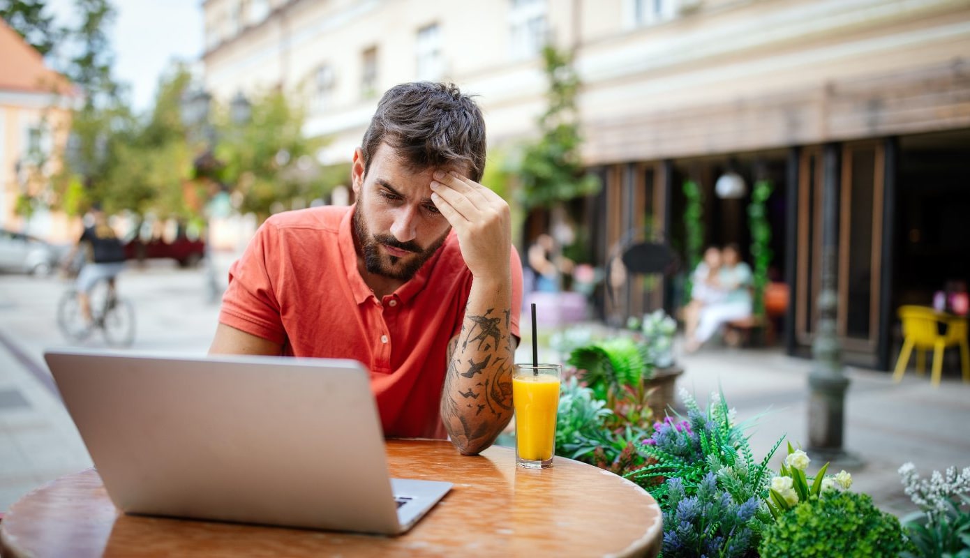 EE4I8779copy-65770-2-min